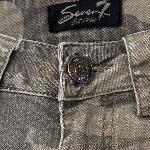 Seven7 Olive Camo Skinny Jeans women’s‎ size 8 (D40) - Picture 3 of 10
